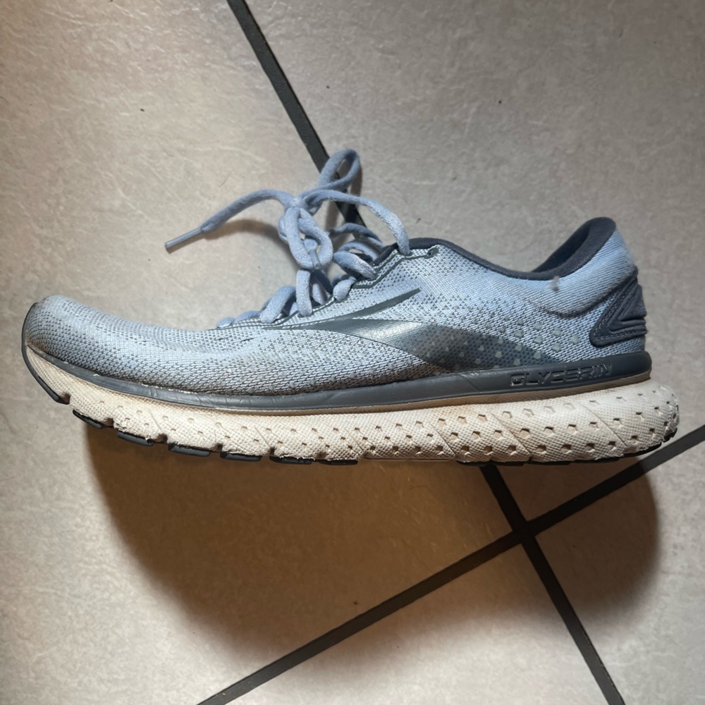 Brooks Glycerin Tennis Shoe